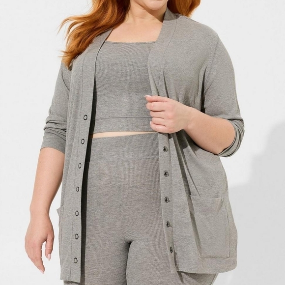 Torrid NWT Super Soft Sleep Heather Gray Snap Front Lounge Cardigan Lightweight - Picture 3 of 10